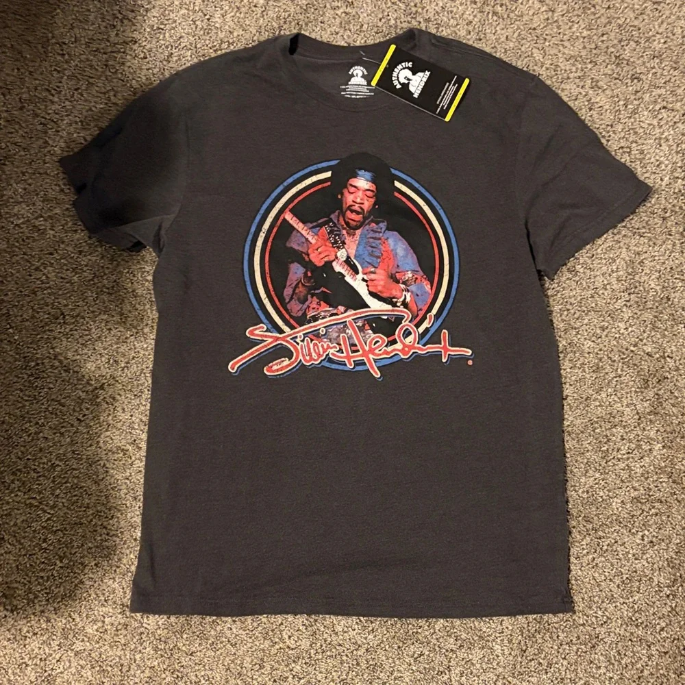 Vintage-Inspired Black Graphic Tee